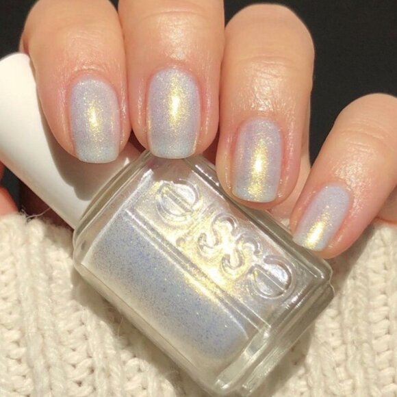 Essie TWINKLE IN TIME #1653 Nail Polish Lacquer - Picture 4 of 7